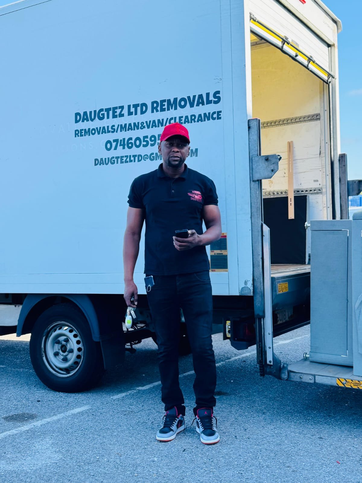 daugtez man and van hire services London kent uk